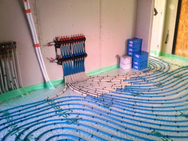 Installation d'un plancher chauffant très basse température et d'une pompe à chaleur air/eau