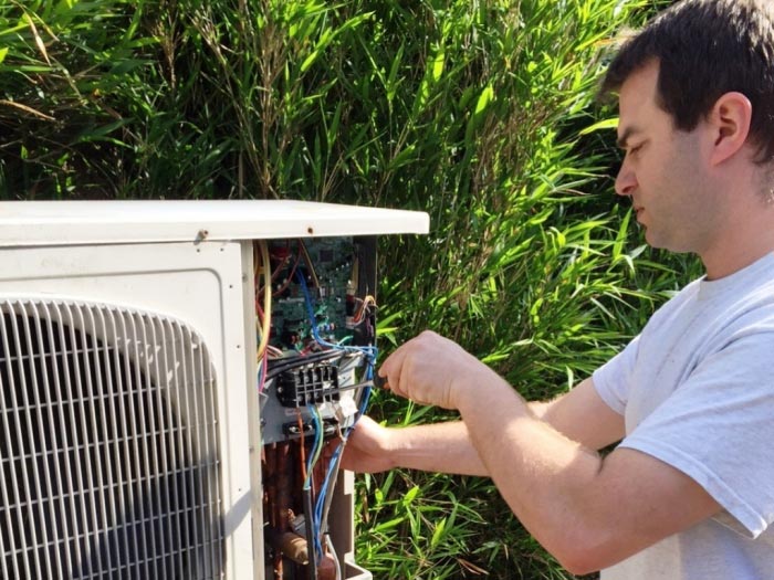 Consultez la chantier : entretien dépannage pompe à chaleur ( pac ) guidel morbihan 56