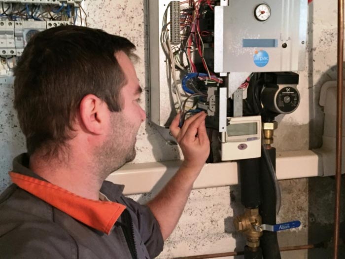 Consultez la chantier : entretien et dépannage pompe à chaleur ( pac ) finistere 29 clohars carnoet