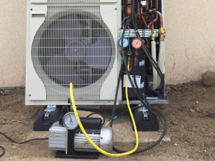 Consultez la chantier : mise en service pompe à chaleur mitsubishi electric zubadan à ploeren 56 morbihan
