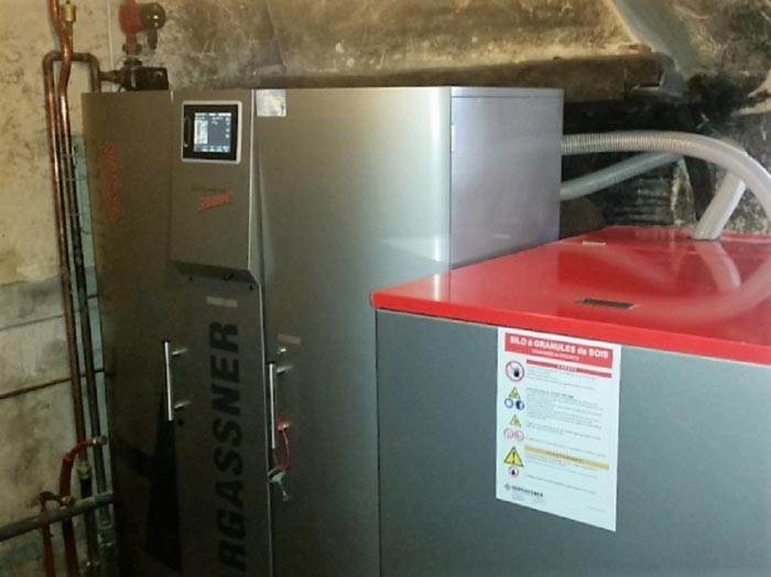 Consultez la chantier : chaudière granulés de bois pellets hargassner à nancray sur rimarde 45