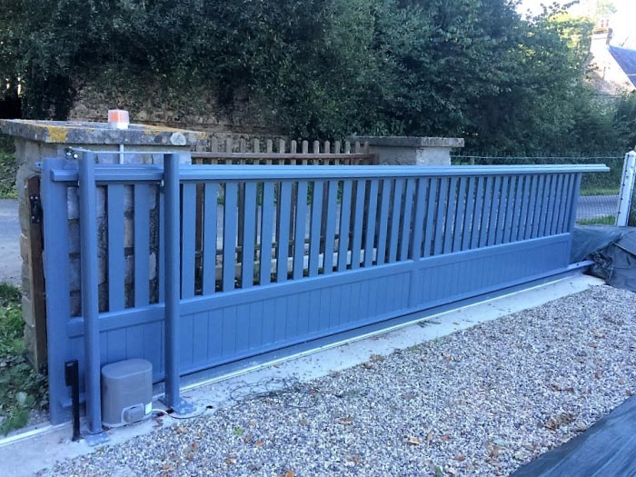 Portail coulissant aluminium Ortalys - Thiouville 76 Seine-maritime-Seine Maritime (76)