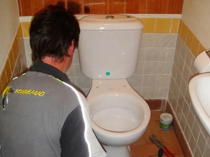 Consultez la chantier : plombier dépanneur 30 gard et vaucluse - dépannage et réparation sanitaire à st genies de comolas 30150