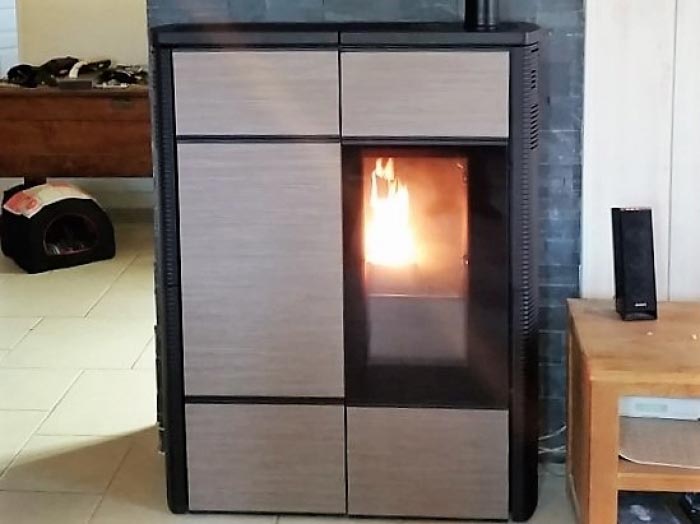 Consultez la chantier : installation d'un poêle à granulés de bois pellets nancy edilkamin à escrennes 45 300