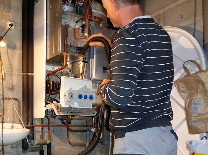 Consultez la chantier : dépannage chaudière gaz 30 gard et 84 vaucluse - entretien sav chaudière gaz à roquemaure