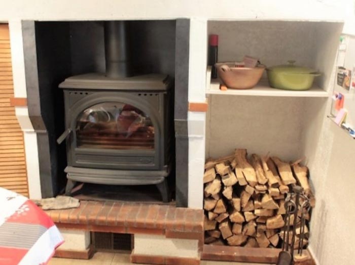 Consultez la chantier : poêle à bûches godin - remplacement d'un insert - artisan rge qualibois - hautes pyrénées