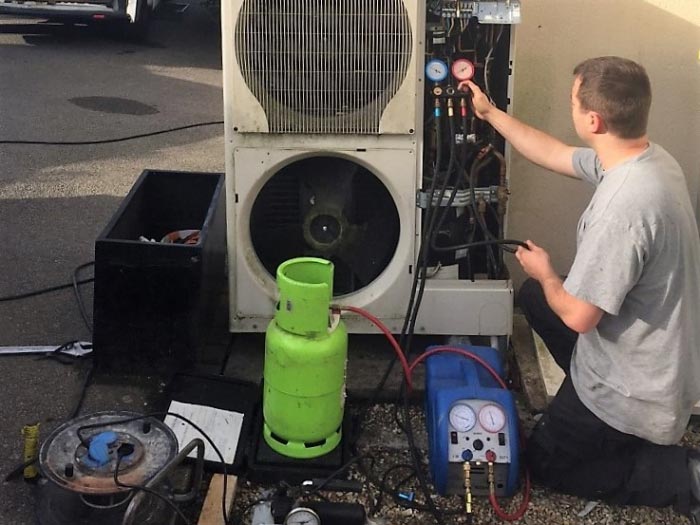 Consultez la chantier : dépannage pompe a chaleur mitsubishi electric morbihan 56