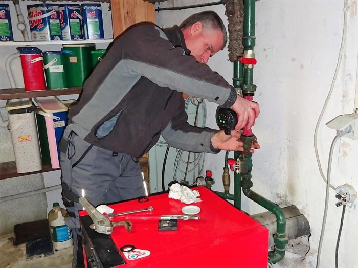 chauffagiste maître artisan dépannage chauffage central à sauveterre 30150