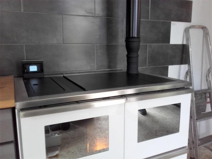 Pose d'une cuisinière à granulés Palazetti 