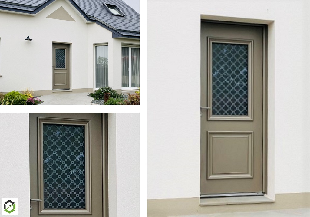 installation d'une porte d'entrée en aluminium 