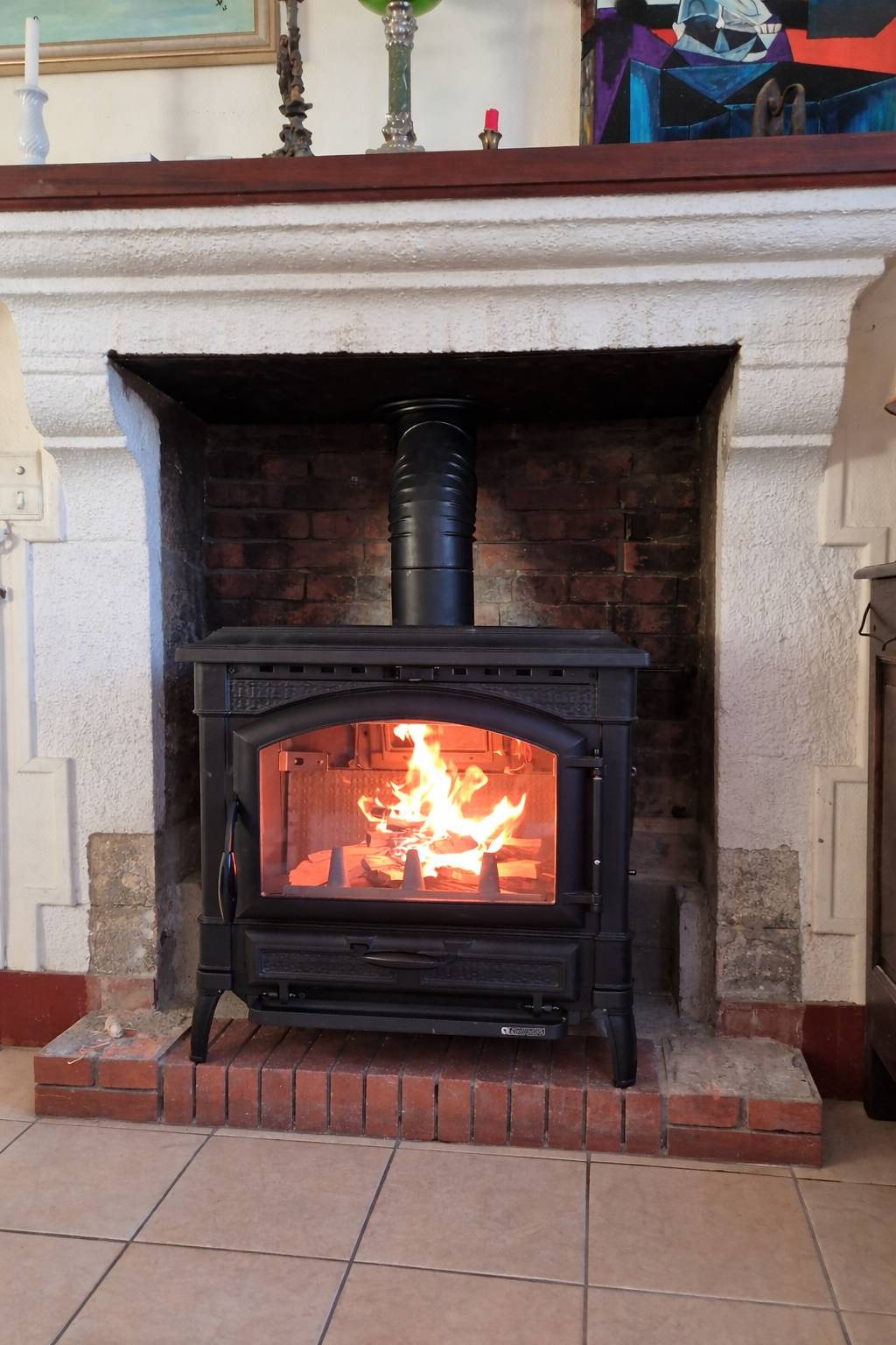 Installation d'un poêle à bois de la Marque : LA NORDICA Modèle : ISOTTA EVO- Entreprise RGE Qualibois 7*-Indre (36)