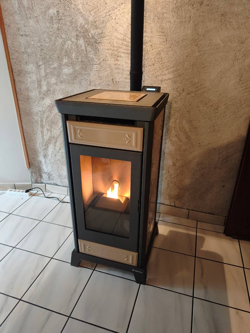 Poêle à granulés installé par un artisan Qualibois RGE