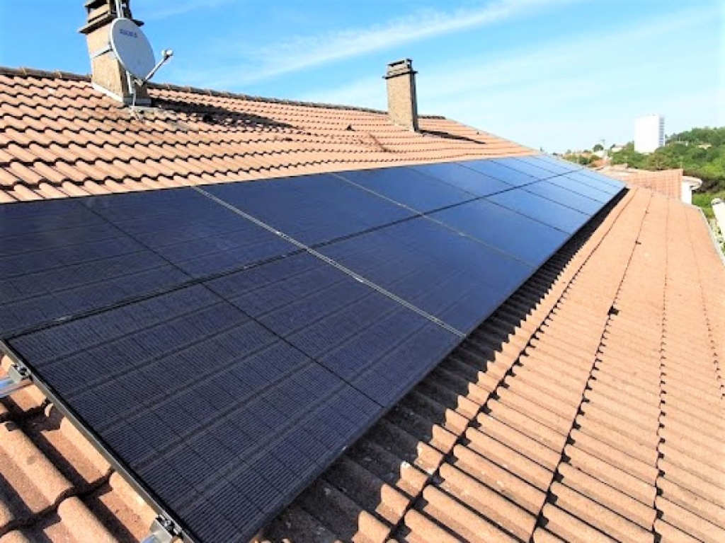réalisation d'une installation de panneaux photovoltaïques - rge qualipv