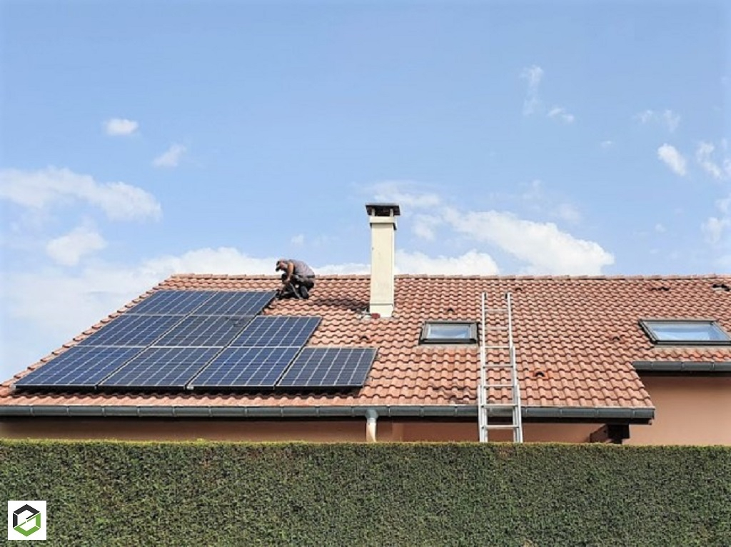 installation de panneaux solaires photovoltaïques - entreprise rge qualipv