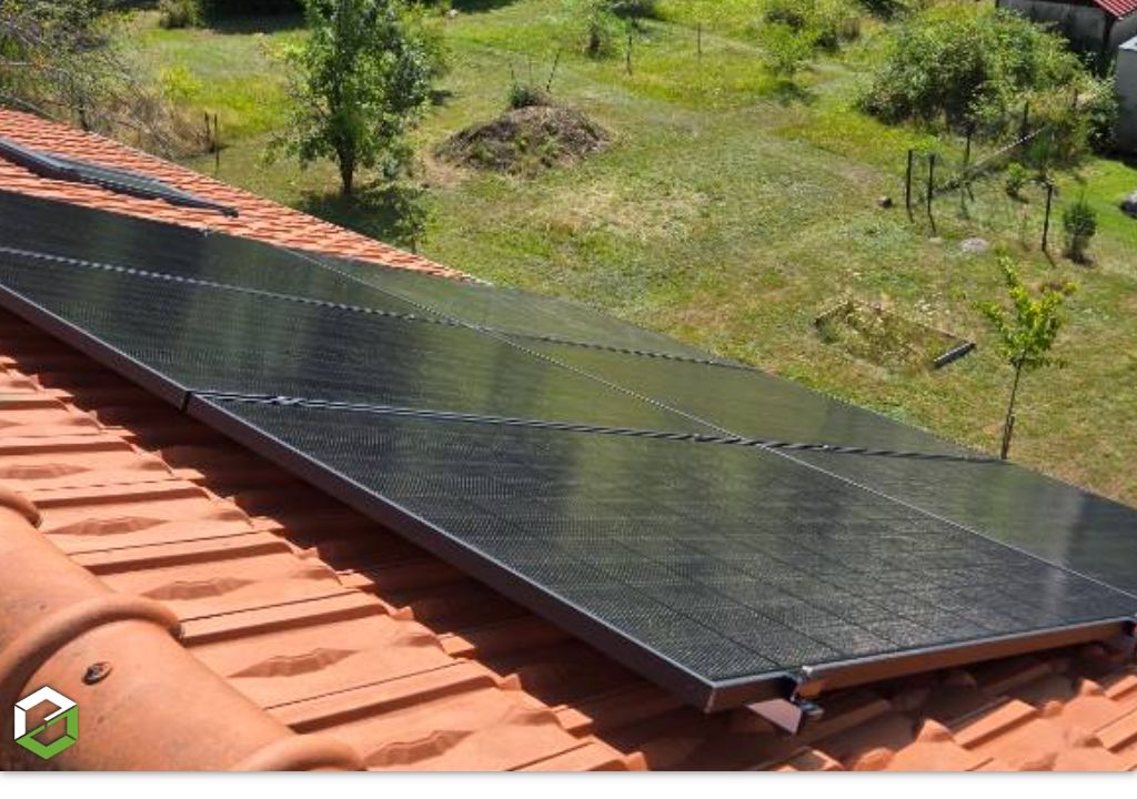 Consultez la chantier : installation de capteurs solaires photovoltaïques