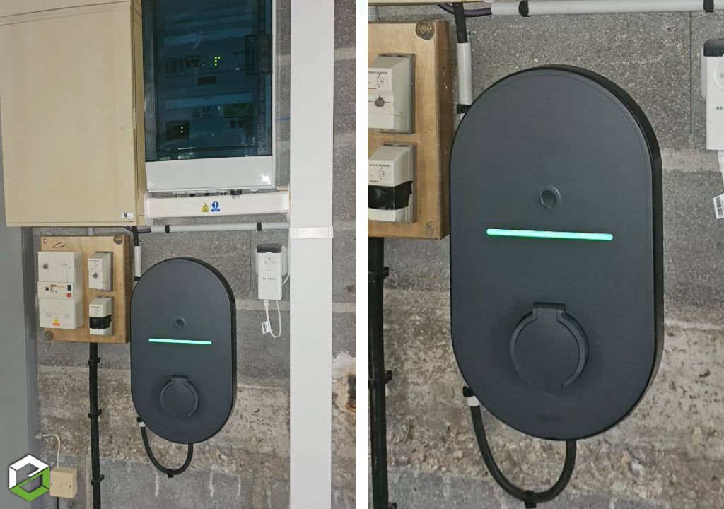 Pose d'une borne de recharge Legrand pour véhicule électrique