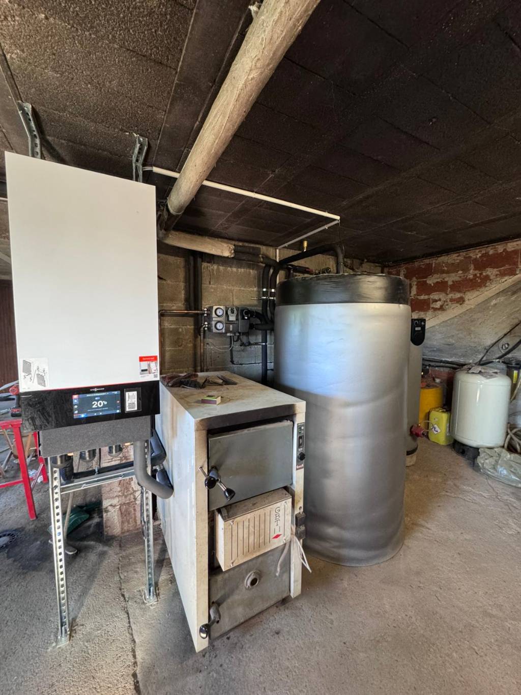 Installation d’une pompe à chaleur air/eau en relève d'une chaudière bois existante -Aveyron (12)