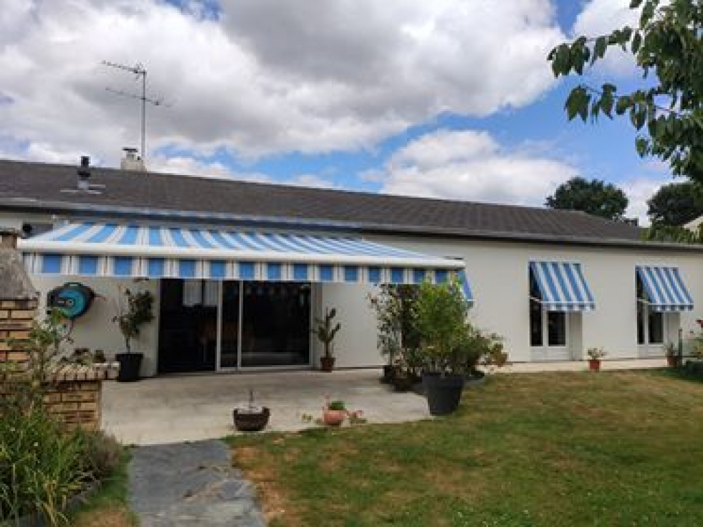 SARL FALHER : Pose store banne électrique