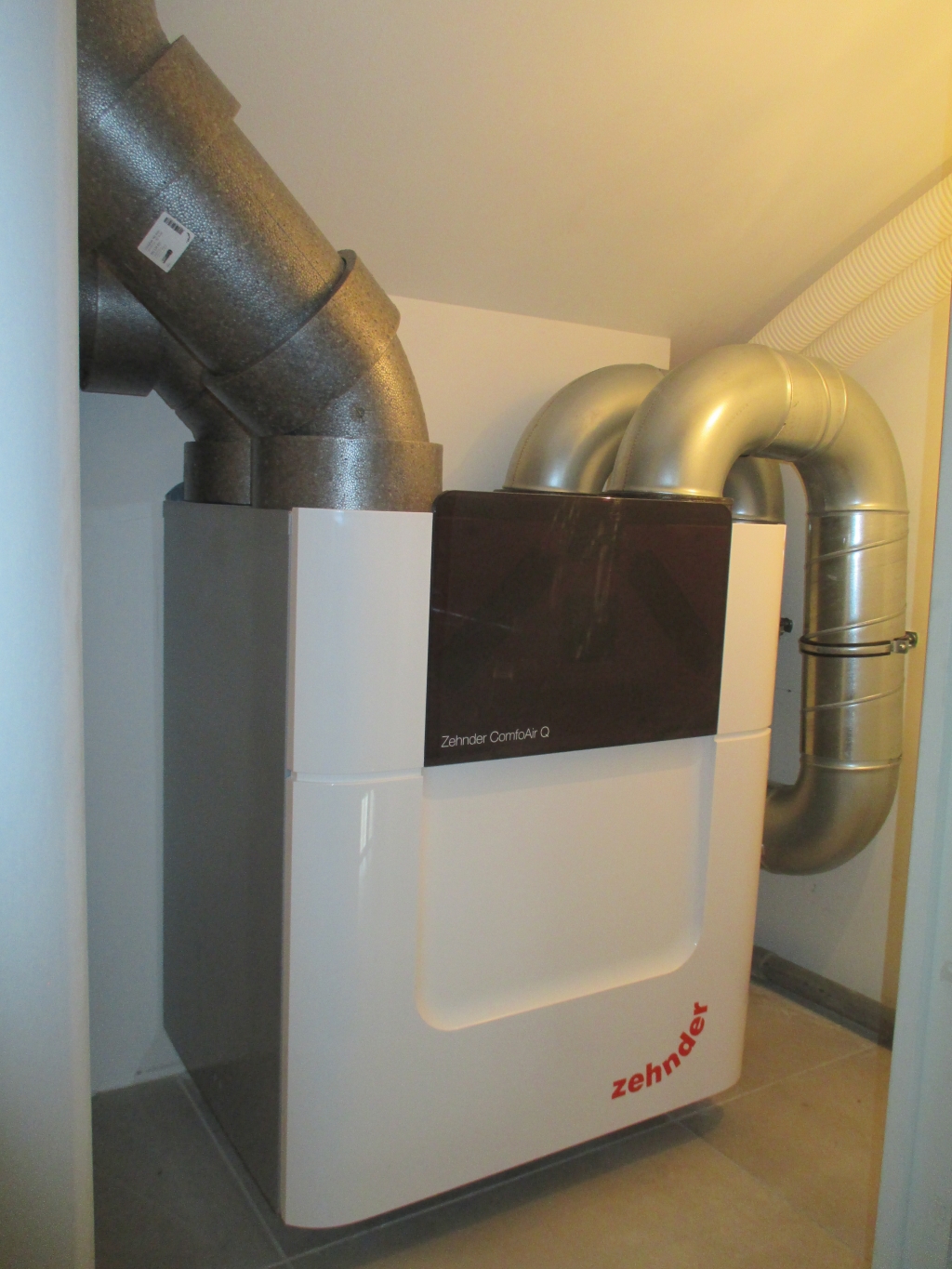 Vmc Double Flux Zehnder Comfoair Q 350 Chantier VMC double flux à Gap (05) Zehnder ComfoAir Q 350 - Gap (05) - Fil  d'Air S.A.S.