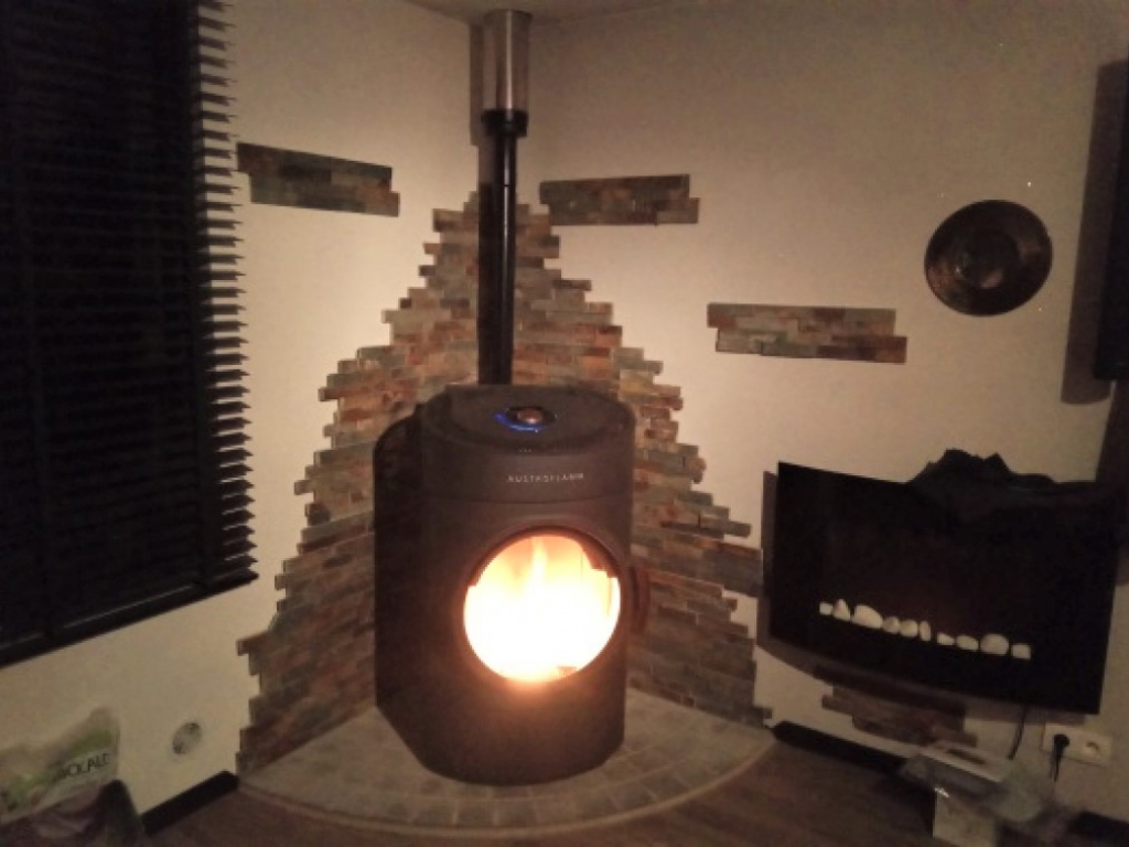 installlation d'un poêle à granulé clou austroflamm