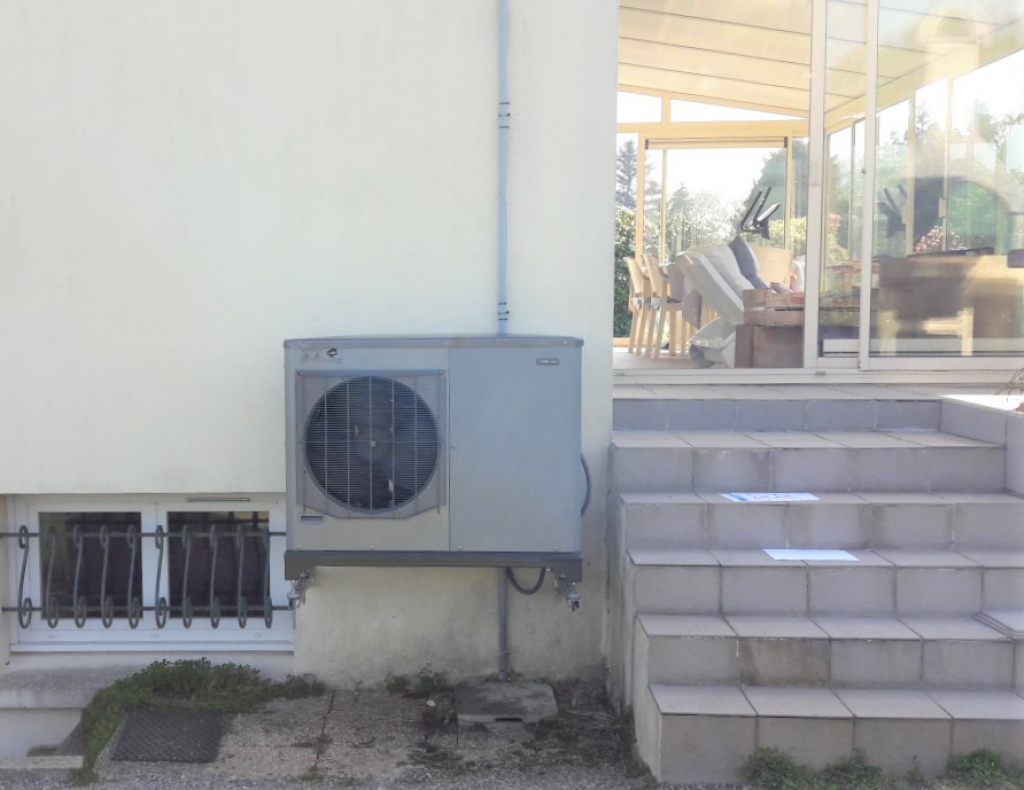 Consultez la chantier : installation d'une pompe à chaleur nibe f2340