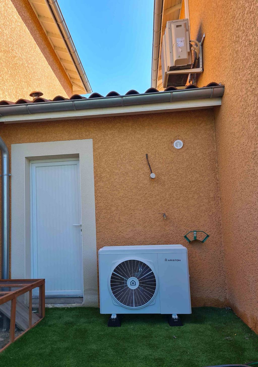 Remplacement d'une chaudière gaz par une pompe à chaleur air eau à Soucieu-en-Jarrest