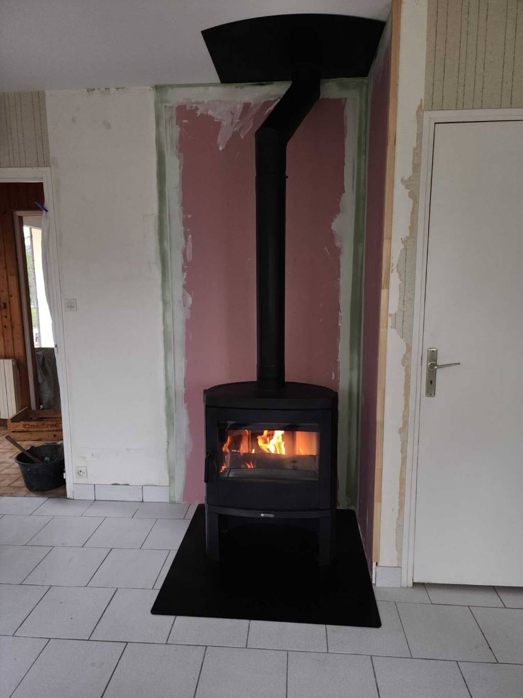 Installation d'un poêle à bûche - RGE Qualibois