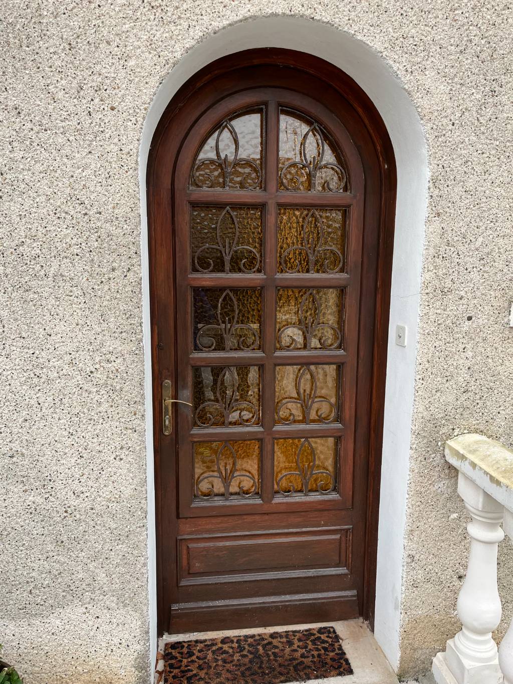 Ets Motard - Menuiserie Agenaise : Avant / après : installation d’une porte d’entrée CASTES Industrie – Modèle Strasbourg