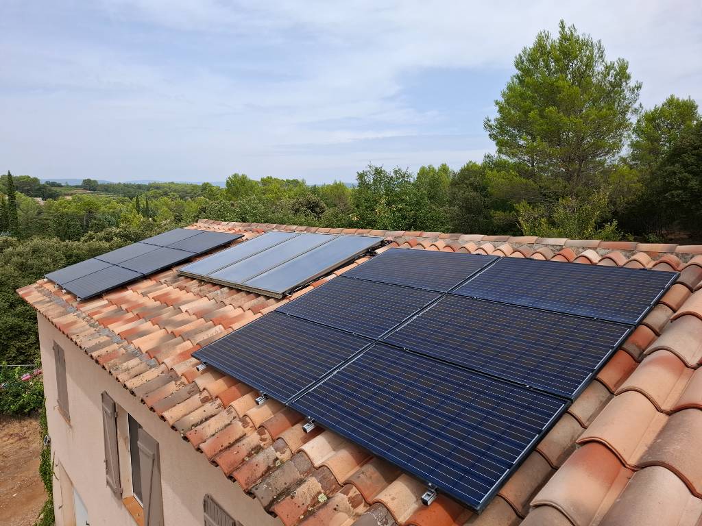 Reprise d'étanchéité d'une installation photovoltaïque intégrée au bâti (IAB)