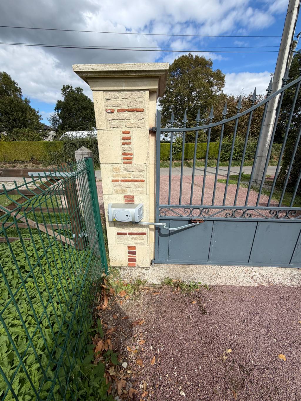 Motorisation de portail Pont L Evecque-Calvados (14)