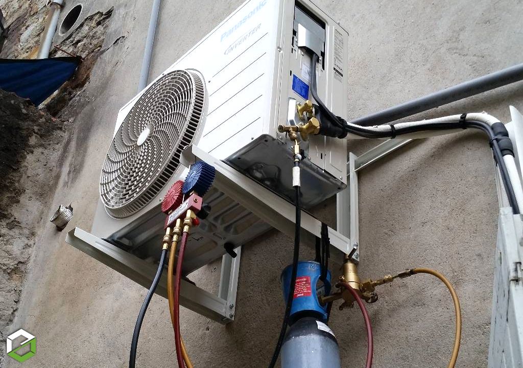 Consultez la chantier : dépannage d'une climsatisation réversible