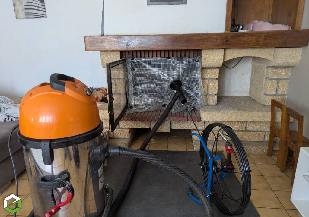 ramonage d'un insert bois avec propreté