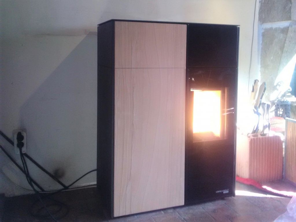 Installation poêle à granulés haas sohn certifiée RGE QualiBois