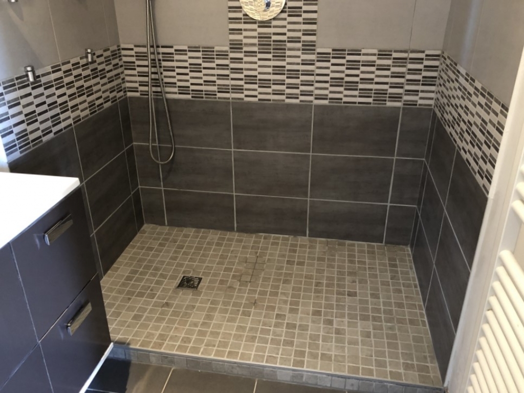réparation douche italienne qui fuit