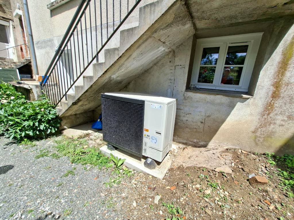 Chauffagiste RGE à Chemillé en Anjou - installation pompe à chaleur DAIKIN