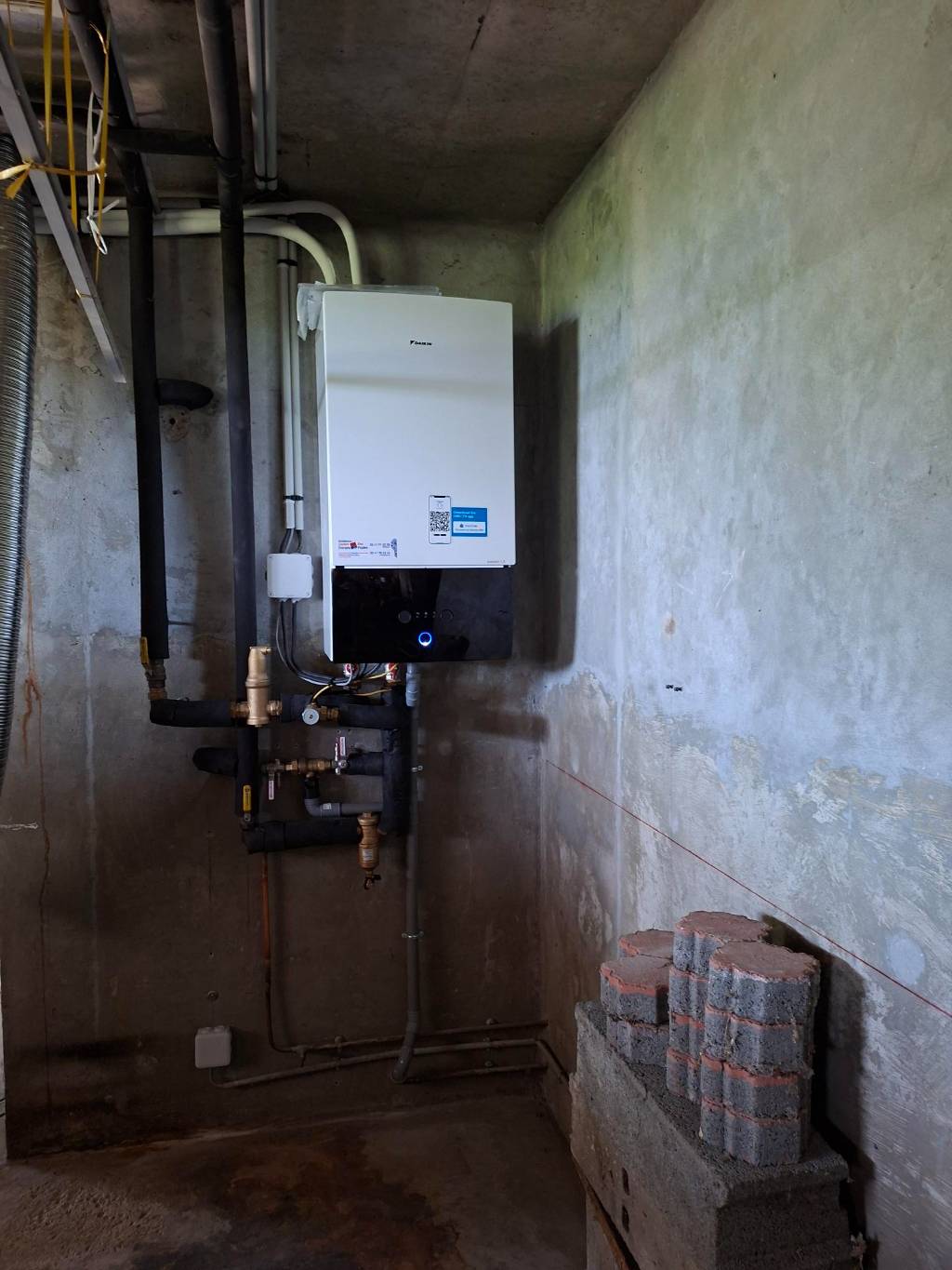 Pompe à chaleur air /eau DAIKIN par installateur RGE avec primes EDF
