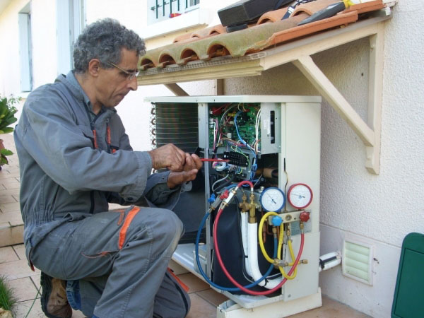 entretien et dépannage pompe à chaleur air-eau et géothermie 